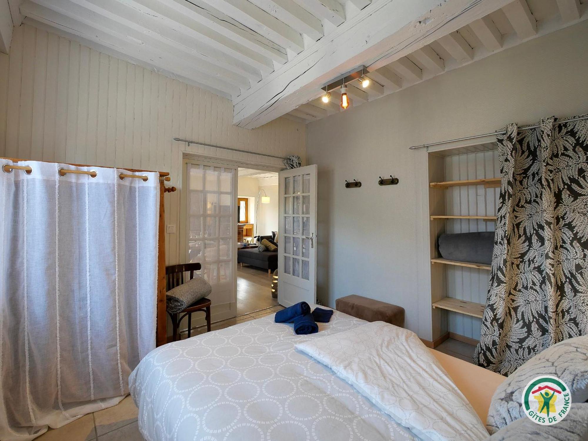 "La Batisse Des Pres" Apartment ปี-แซ็ง-วาซ็อง ภายนอก รูปภาพ