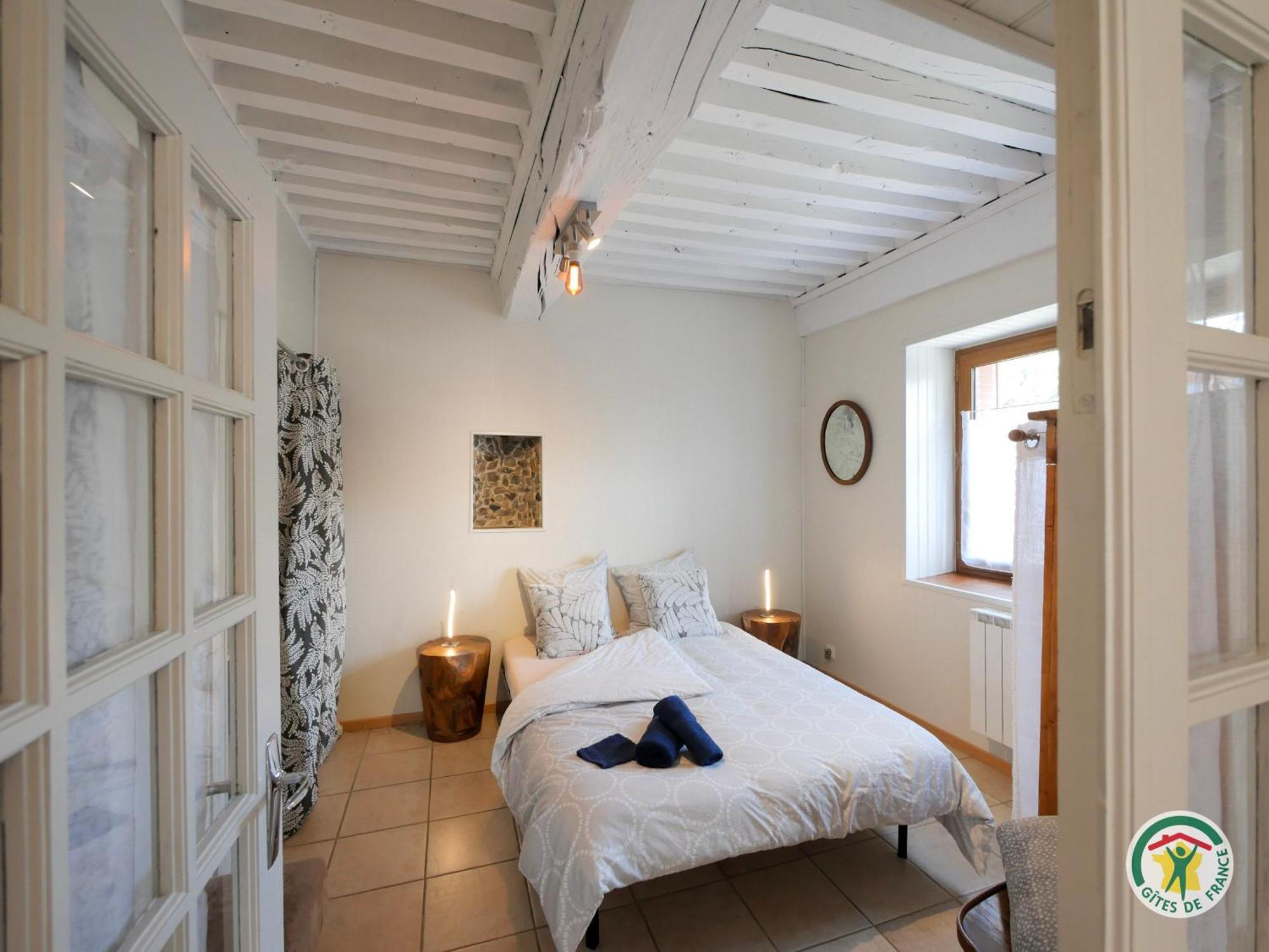 "La Batisse Des Pres" Apartment ปี-แซ็ง-วาซ็อง ภายนอก รูปภาพ