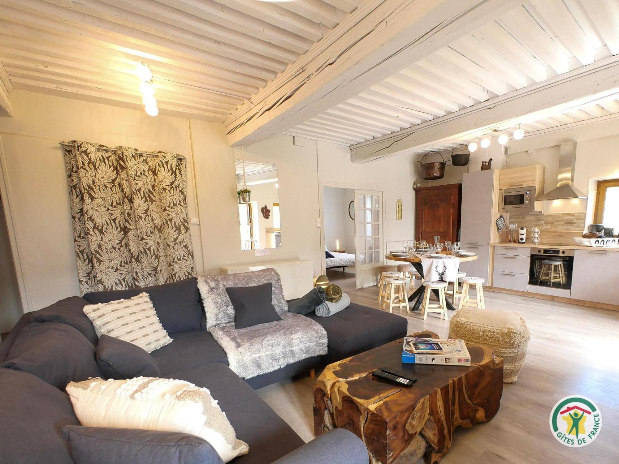 "La Batisse Des Pres" Apartment ปี-แซ็ง-วาซ็อง ภายนอก รูปภาพ